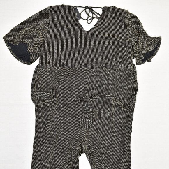 NEW Torrid Women's Jumper Striped Taper Leg Sparkly Rayon Multicolor Size 4 - Picture 3 of 8